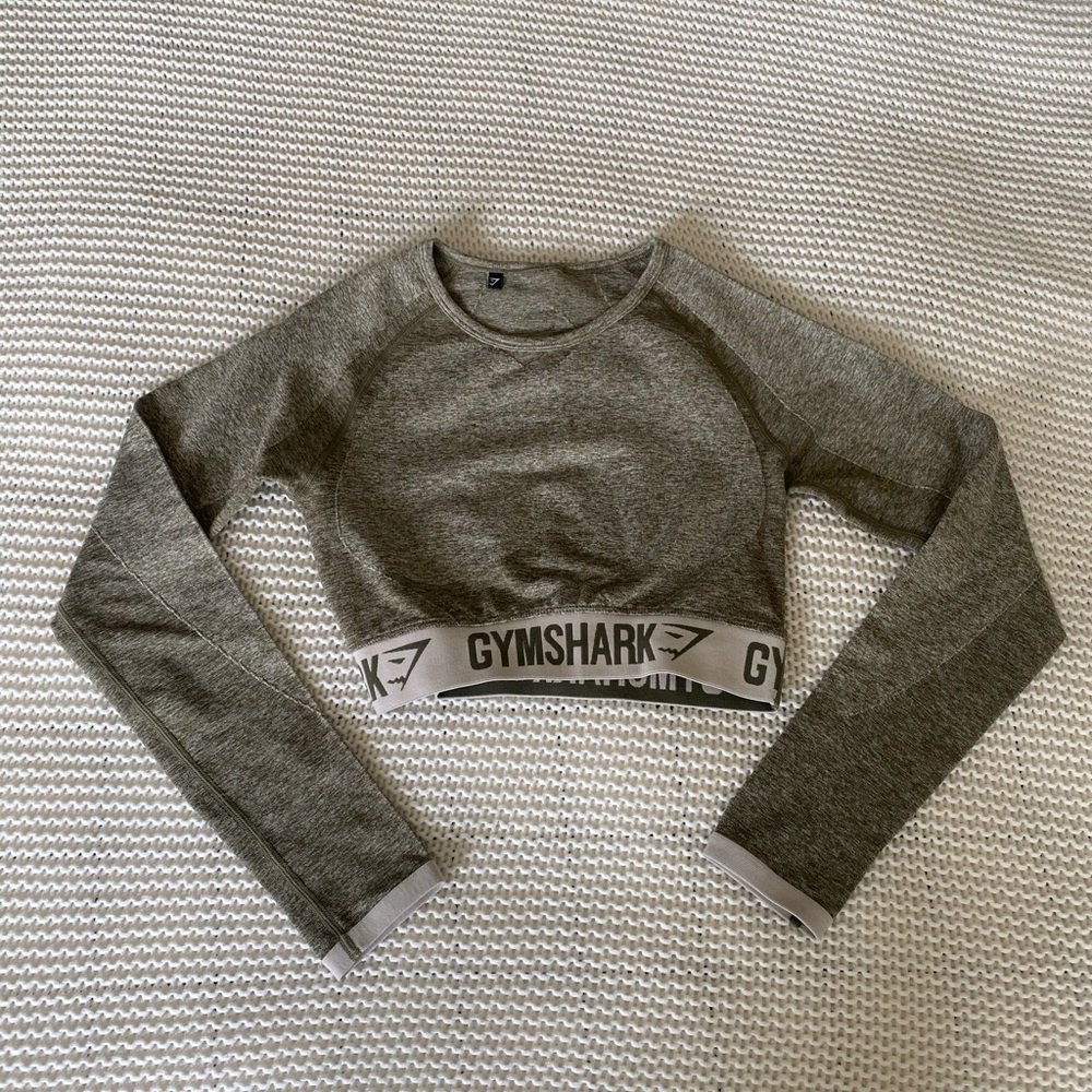 Gymshark Long Sleeve Crop Top - Picture 1 of 4